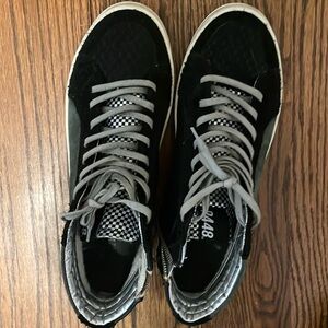 P448 black and greenish gray high top sneakers, size 42